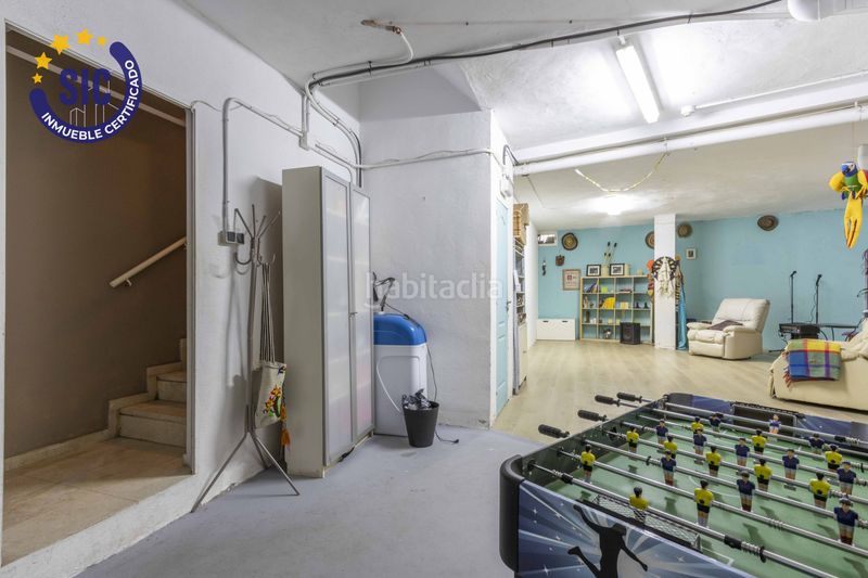 Foto a5edf440-d715-494d-8234-f7a5537e6562. Casa adossada amb calefacció aparcament piscina a Náquera