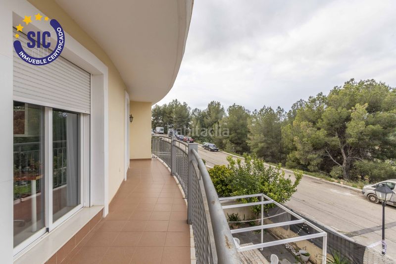 Foto c109152b-32a1-48da-8ece-780912b0d030. Casa adossada amb calefacció aparcament piscina a Náquera