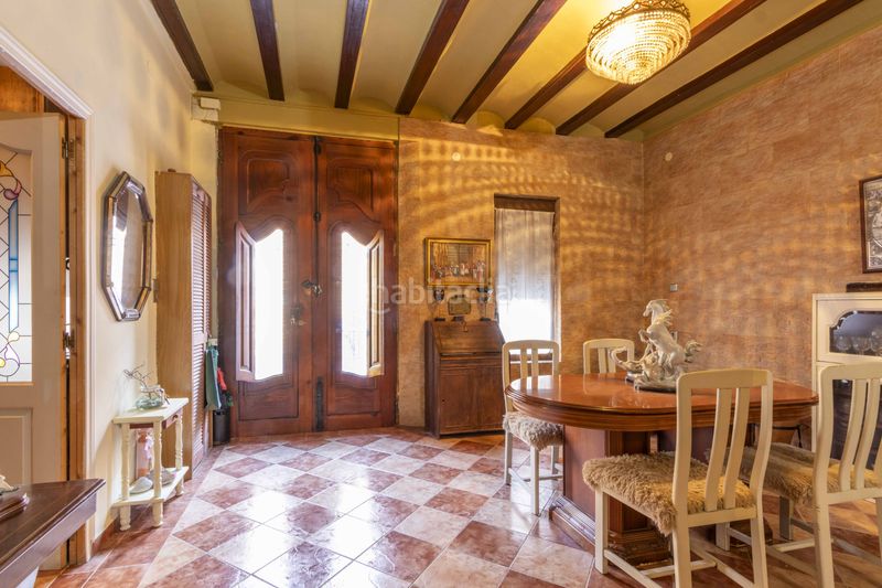 Foto 612b3665-dd52-4ff8-aaf9-67b97f748c97. Casa amb calefacció a Meliana