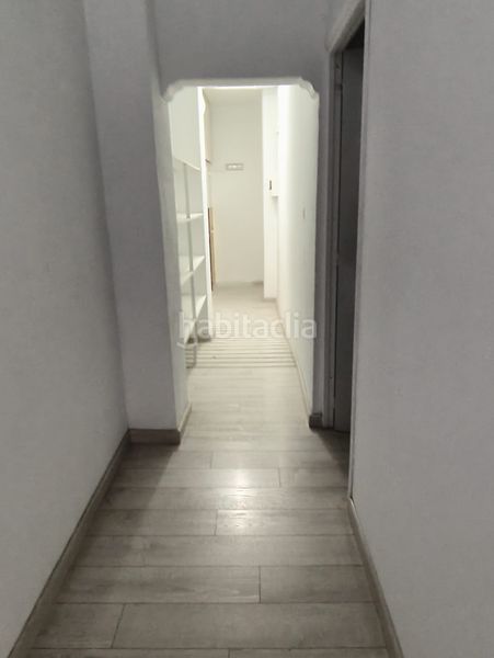 Foto 909622c9-a07f-40e6-9d13-ee30f9601df8. Alquiler local comercial  en alquiler en el centro ideal para emprender en Foios