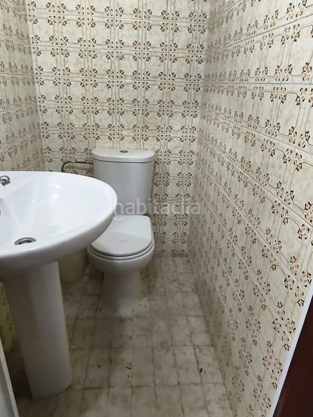Foto e27b44df-020c-489a-90ff-5fe135eb5403. Alquiler local comercial  en alquiler en el centro ideal para emprender en Foios