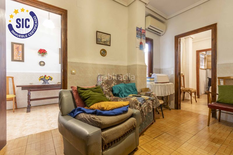 Foto 4fa24781-ba8d-41ea-807b-a6b83edc036b. Casa adossada a Moncada