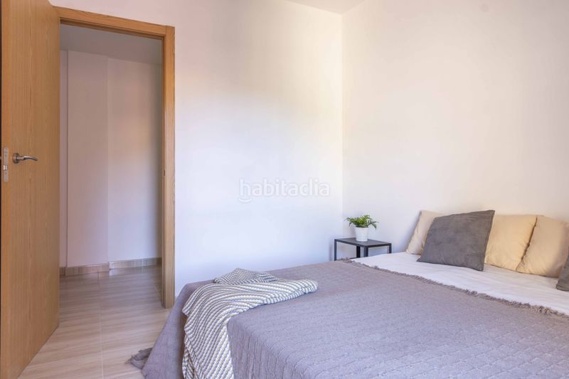 Foto aa90ac4e-5162-4ea9-8ea3-7c2a8e7ee161. Pis amb aparcament a Serra