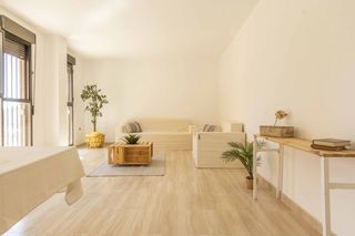 Etagenwohnung in Serra. Piso a estrenar