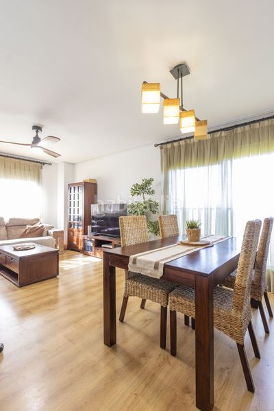 Foto 7f3b9e7c-b555-42ee-acee-e4bb9f77aa17. Pis amb calefacció aparcament piscina a Museros