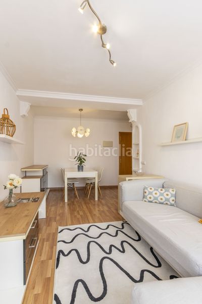 Foto aa9c5589-aca0-4600-ac05-cc06456b9f75. Pis a Foios