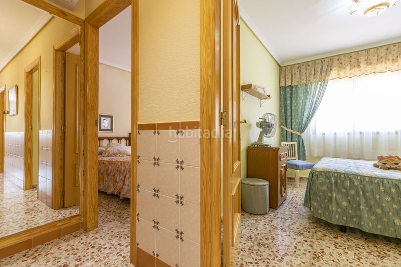 Foto 6f9c92c1-4144-4fa2-bd31-b6d922503633. Casa amb aparcament piscina a Urbanizaciones Llíria