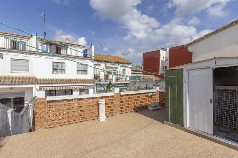 Foto 5428095a-39db-4ead-abd8-6d4152011e89. Casa amb calefacció aparcament a Massarojos Valencia