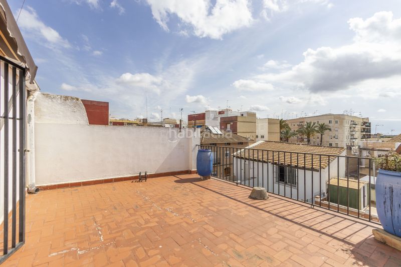 Foto 666e20cb-377f-47fd-bc53-a7e15c1d8da7. Casa amb calefacció aparcament a Massarojos Valencia