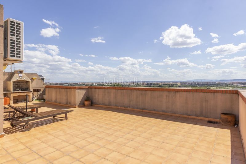 Foto 0e354236-9ea9-435d-ada9-2b0c86023b73. Àtic amb calefacció aparcament piscina a Santa Rita Paterna
