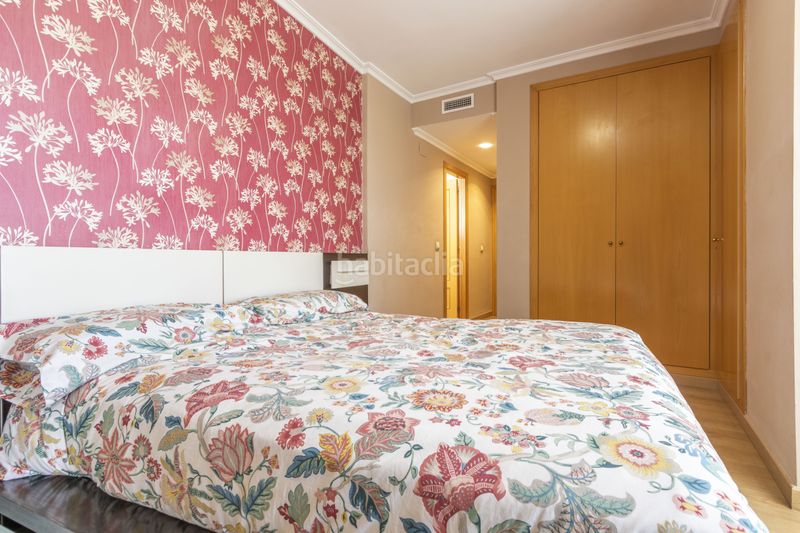 Foto dee5d563-bf77-47f1-9d9f-927205375d96. Àtic amb calefacció aparcament piscina a Santa Rita Paterna