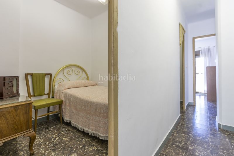 Foto 477df4b2-64ea-4182-aa49-cb420644da26. Casa adossada a Serra