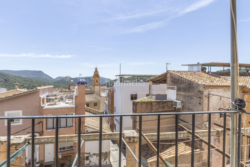 Foto 48e7632e-b045-49b3-94d7-dd22fc086f77. Casa adossada a Serra