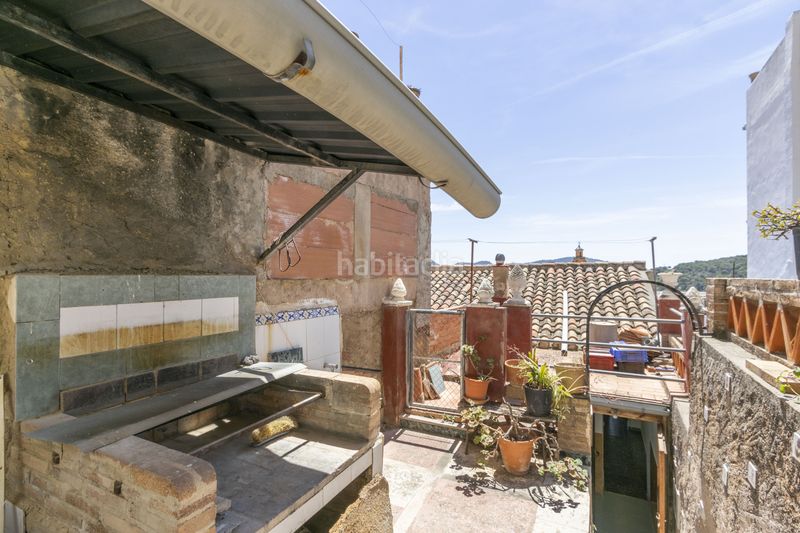 Foto a1b8dc28-e4ac-4850-917d-3141bb3bcdc6. Casa adossada a Serra