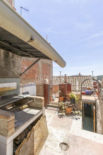 Foto cb991382-775a-43a9-92b0-e4a32948bf2b. Casa adossada a Serra