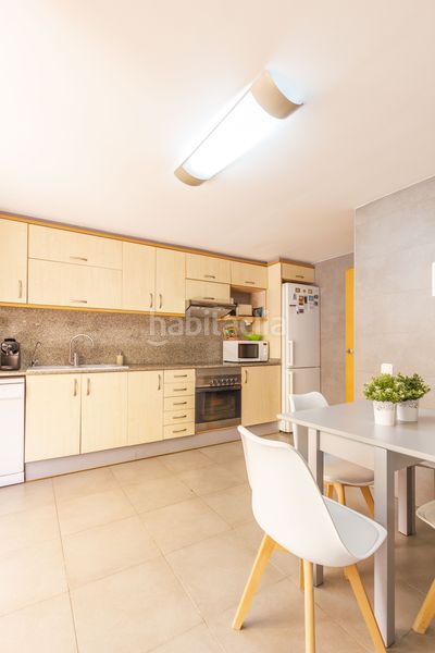Foto f34aae01-5805-4ac7-8610-24d8f3606865. Casa adossada amb calefacció a Museros