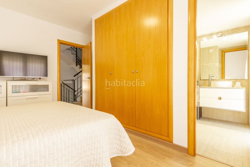 Foto fb9eee29-ef19-43e6-b966-fa3337ea5552. Casa adossada amb calefacció a Museros