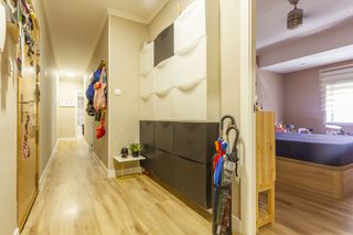 Flat in Avenida de Abril-9 de Octubre. Magnífico piso esquinero en sagunto! 4 dormitorios, 2 baños y 2