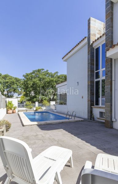 Foto a4b0933d-8c56-42d5-ad71-152b856368ff. Casa amb calefacció aparcament piscina a La Cañada Paterna