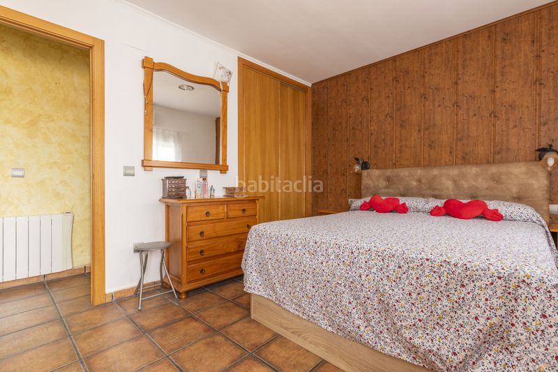 Foto a828a279-2176-4d93-9b9f-6426cf2fa766. Casa adossada amb calefacció a Moncada