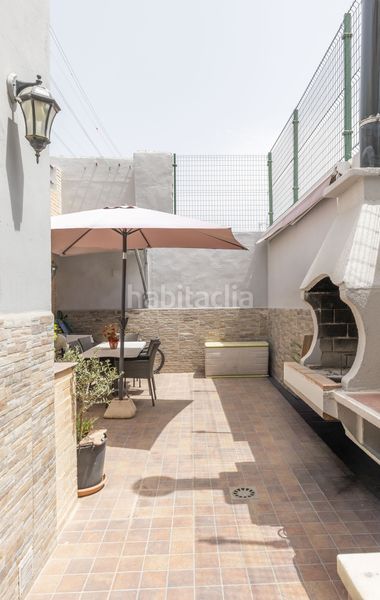 Foto b806d047-8f44-47c3-9210-b2e5339222b0. Casa adossada amb calefacció a Moncada