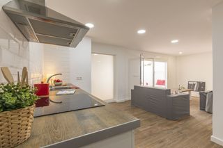 Etagenwohnung in Museros. Piso reformado con terraza en museros