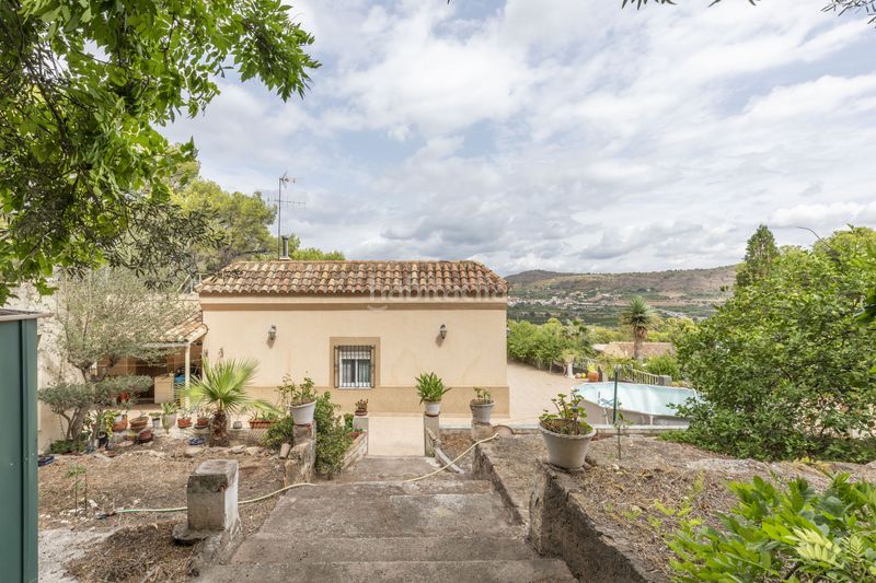 Foto 54dea0b4-a279-49a2-a6d2-70449a128920. Casa amb calefacció aparcament piscina a Centro-El Castillo Sagunt