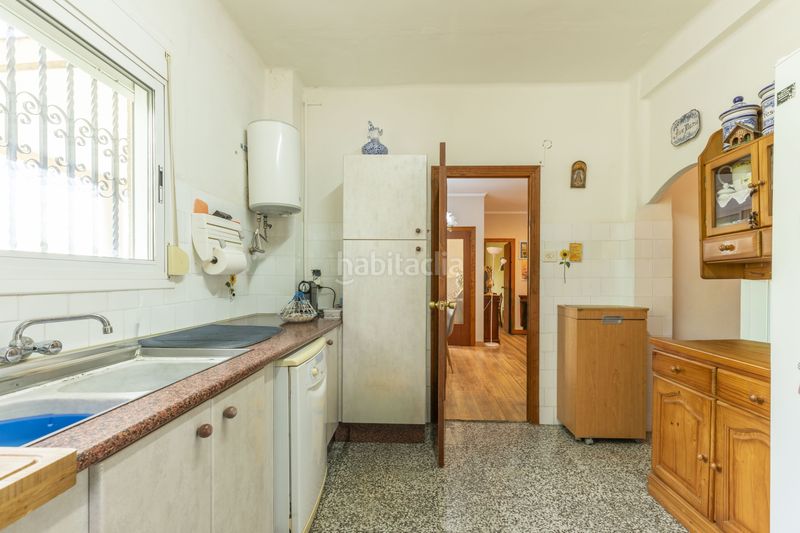 Foto a007b012-89b3-411d-bc29-963cbe644973. Casa amb calefacció aparcament piscina a Centro-El Castillo Sagunt