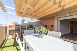 Casa en Rafelbunyol. Adosado en rafelbuñol
