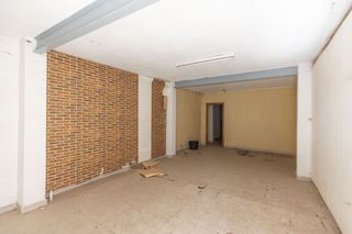 Appartement à Massamagrell. Planta baja en barrio massamagrell para reformar