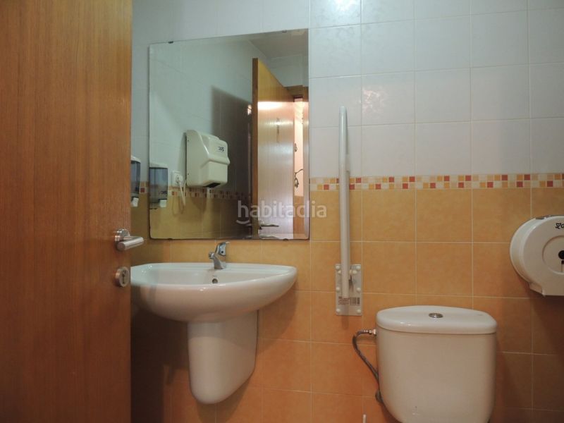 Foto b13e418b-cb03-41ca-8e76-c1aa87198f74. Local comercial a Corea Gandia