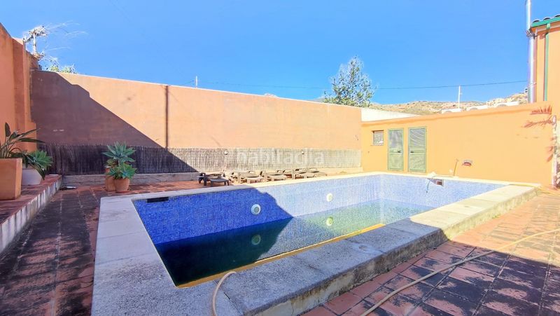 Foto 5bb26078-d441-4f74-bc5c-07eeedb03ff0. Xalet amb calefacció aparcament piscina a Urbanizaciones Gandia
