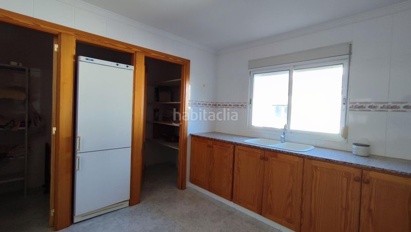 Foto ba5018f8-9df7-4f02-922a-e3b4fa3ce07e. Xalet amb aparcament a Oliva pueblo Oliva