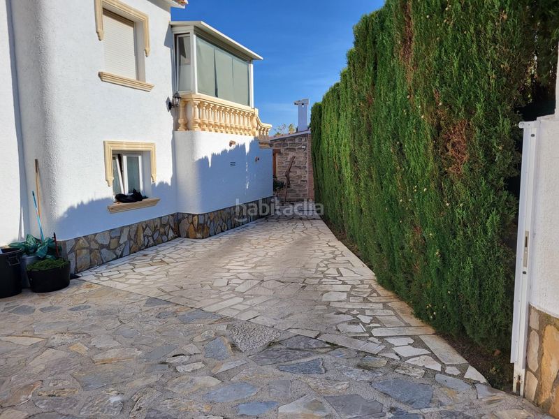 Foto 9ad52558-3620-4cbe-b158-0a52300009a2. Xalet amb aparcament piscina a El Montgó Dénia