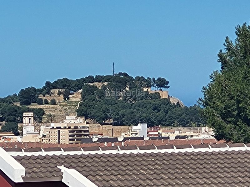 Foto f68cde0d-b2fd-491b-9a3b-ae017a51bb4a. Xalet amb aparcament piscina a El Montgó Dénia