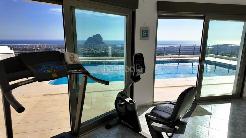 Foto 5df99601-cb7c-40a4-b037-2cc5244327c3. Xalet amb aparcament piscina a Benicolada - Las Adelfas Calp