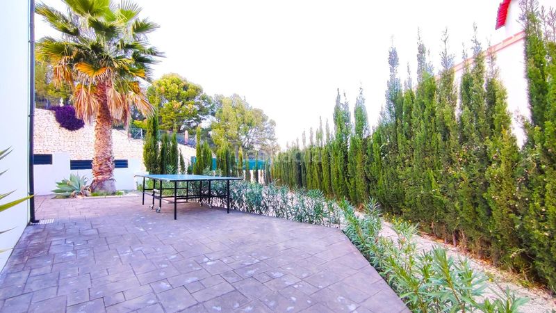 Foto a7ccc23e-b0b0-4800-a417-e9f3a36e3452. Xalet amb aparcament piscina a Oltamar - Cucarres Calp