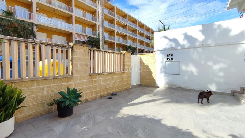 Foto a6b7c840-7807-4171-82e2-6a078cff8ecc. Xalet amb aparcament a Miramar