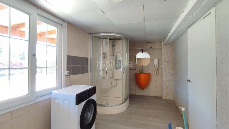 Foto d40bc642-c883-45d4-97d0-b8ba65b2724a. Chalet exclusivo chalet con amplios espacios y comodidades en Palma de Gandía