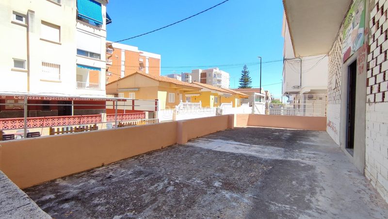 Foto 99be8ce8-94f2-4b25-9ceb-ac0666a3b780. Planta baixa a Piles