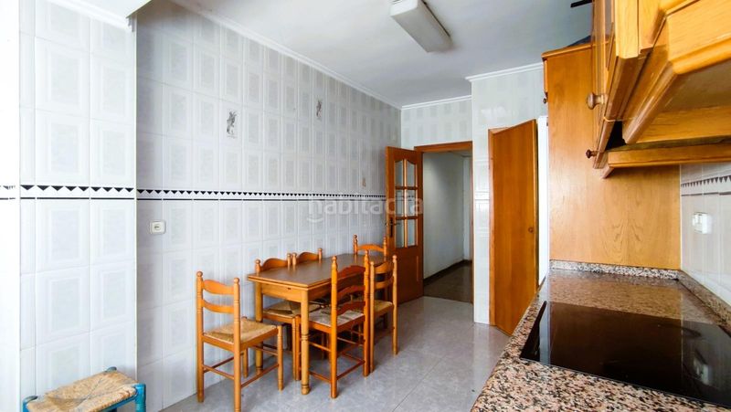 Foto 6046dd90-159c-4c0a-8979-1814a8ac50b3. Pis a Germaníes - Juzgados Gandia
