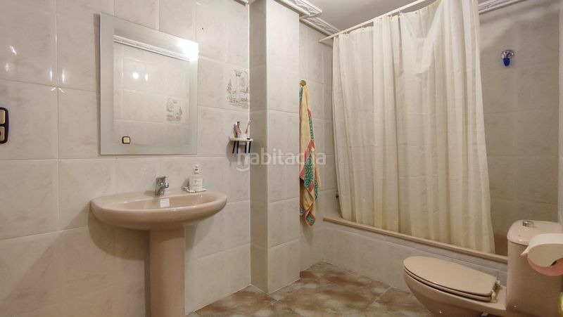 Foto dbbd7439-6840-47cb-882c-9130b3ba6328. Pis a Bellreguard