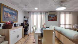 Appartement  Carrer ciutat comtal. Se vende piso en gandia valencia
