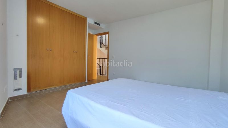 Foto 8aaeb11f-41fe-495b-ac06-5b1372875546. Maison jumelée avec parking piscine dans Palma de Gandía