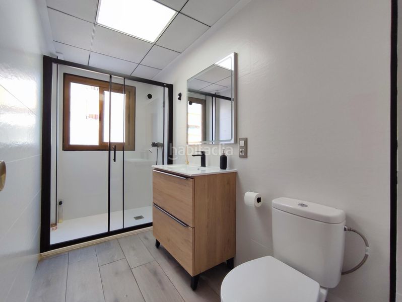 Foto f5bca225-edba-4c3f-bef4-b42d01172236. Apartament amb piscina a Playa de Gandía Gandia