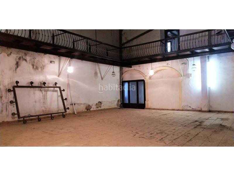 Foto b66c6e23-3a92-44a4-8ebd-ea882862dd83. Edifici a Verdú