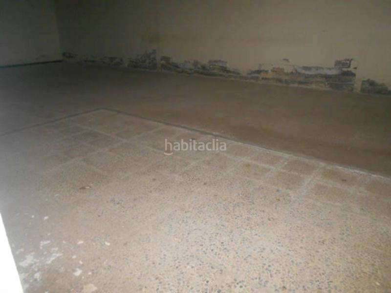 Foto ef552a13-eb65-44ed-be34-151d0c433de3. Industrial building in Alcarràs