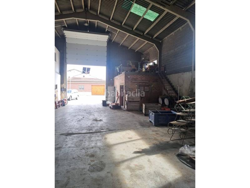 Foto 33f9a83a-bd5d-44fd-b0bd-ba1677791c9c. Capannone industriale in Artesa de Lleida