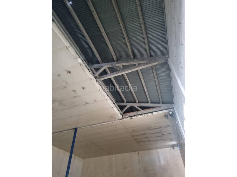 Foto 7c008e0d-4c39-4e6a-a100-727af9bb1bb6. Capannone industriale in Artesa de Lleida