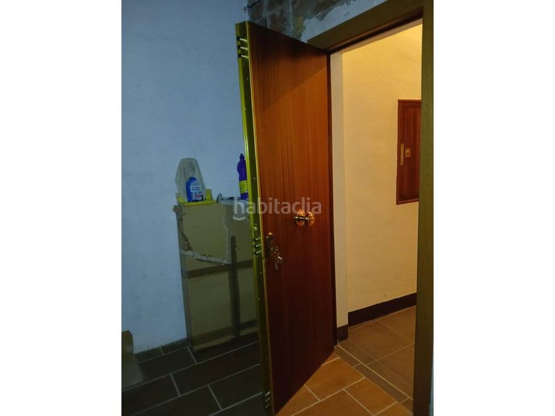 Foto bc9f6a2e-5f8c-49ba-874a-c68875c6da5e. Local comercial a Cervera